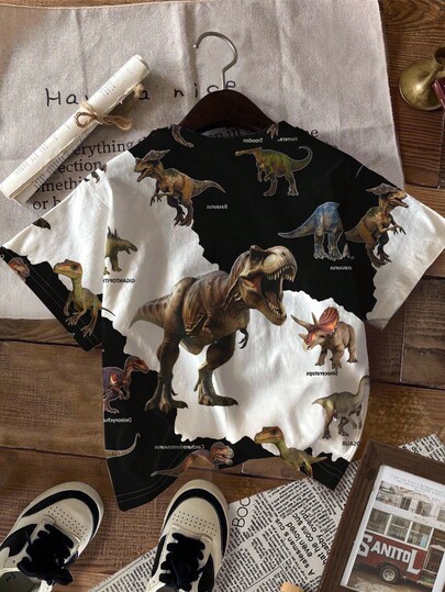 SHEIN DINOSAUR，年轻男孩休闲简约圆领短袖宽松T恤，适合夏季