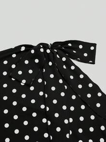 Sweetra Gaun Wanita Musim Semi/Panas Terbaru Seksi Elegan dengan Bahu Asimetris, Tekstur Renda, Ruffle, dan Hem Asimetris dengan Hiasan Pita di Bahu, Cocok untuk Tahun Baru/Malam Musim Gugur - Hitam dan Putih - View 10