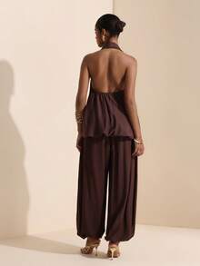 SHEIN Veneréa 女款紋理素色百褶掛脖上衣與口袋長褲兩件套 - 棕色 - 查看 2