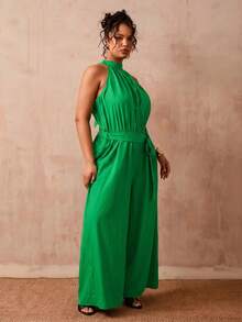 Slaydiva Plus Size Solid Color Halter Neck Jumpsuit For Vacation And Casual Wear - Green - View 9
