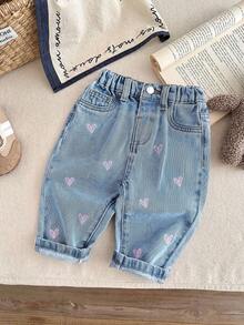 SHEIN LMoss Kids 女嬰彩色愛心刺繡圖案藍色牛仔寬鬆錐形長褲 - 淺色水洗藍 - 查看 6