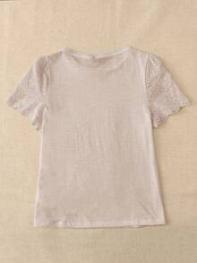 SHEIN LUNE 大尺碼女款拼接鏤空刺繡短袖休閒T恤 - Volcanic Gray - 查看 2