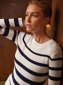 MOTF PREMIUM STRIPED BUTTON DECOR SWEATER - Royal Blue - View 7