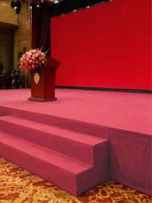 Karpet merah dengan lebar mulai dari 1 meter hingga 1,2 meter hingga 1,5 meter, cocok untuk kamar mandi, acara luar ruangan, pernikahan, pembukaan, perayaan, dan acara lainnya, serta dapat disambung sesuai kebutuhan. - View 7