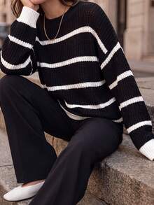 Elafinee Women Sweaters - Hitam - View 1