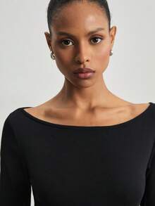 ATUI Studio Women Minimalist Off Shoulder Bodysuit, 3/4 Sleeve Stretch Jersey Slim Fit Basic Black Top For Daily Office Wear - Black - View 4