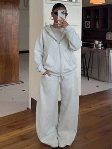 Muchica 2pcs Stylish Women's Two-Piece Set: Hooded Zip-Up Sweatshirt And Drawstring-Waist Joggers With A Curved Hem-Suitable For Casual Wear And Workouts. - Grey - View 1