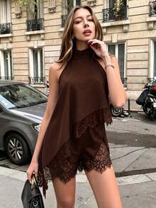 SHEIN PariChic 深棕色掛脖蕾絲拼接不對稱下擺女款上衣與蕾絲拼接短褲女款兩件套，適合早午餐、夜晚外出，夏季性感 - 咖啡棕 - 查看 1