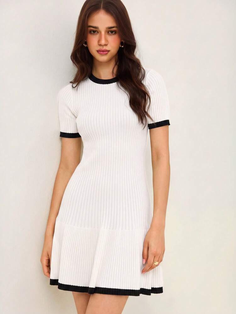 SHEIN Orluneo Elegant Black And White Knit Sweater Dress,Sophisticated Fitted Mini Dress For Women,Classy Autumn Short Sleeve Chic Brunch Dress,Maternity Friendly - Black and White - View 3
