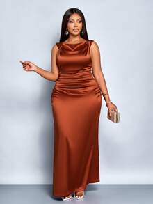 SHEIN PETITE CURVE فستان حفلات أنيق للنساء بلون أحادي مع رقبة متدلية ومطوي بدون أكمام، مناسب تماماً للمناسبات الرسمية - بني - مشاهدة 7