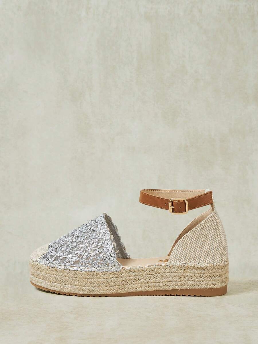 Styleloop Ladies Retro Silver Vacation Style Hollow Woven Pull-Up Belt Hemp Rope Platform Shoes - Silver - View 1