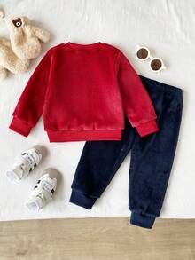 SHEIN Playful Pals 2件組男嬰秋冬抓絨布卡通刺繡圖案圓領長袖純色長褲，極簡風適合外出、休閒、日常運動 - 酒紅色 - 查看 2