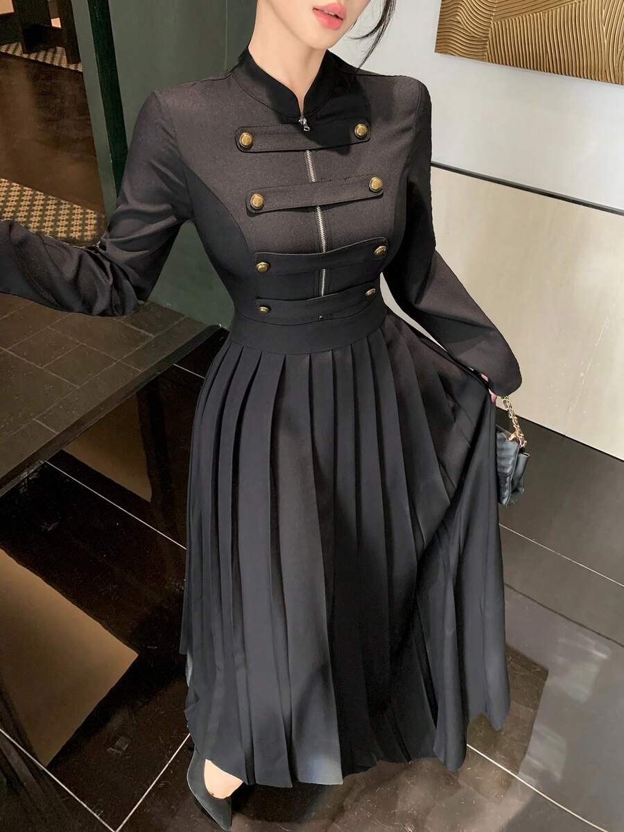 Joudiya Vestido largo elegante para mujer de estilo militar, negro, de otoño, con cuello alto pequeño, manga larga, doble botonadura con botones metálicos, falda plisada completa y cintura ceñida, ideal para ir a la oficina y citas - Negro - Ver 1
