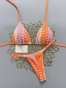 SHEIN Swim 2件組春夏海灘度假紋理布料金色太陽吊飾掛脖三角比基尼上衣與比基尼褲性感女款泳衣套裝 - 彩色 - 查看 1