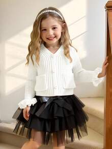 SHEIN Vintaside Kids 1件女童針織開襟衫，極簡風，純色，V領，單排扣，對稱雙口袋，獨特荷葉邊袖口，鏤空白色針織，百搭上衣，適合外出，春秋穿著 - 白色 - 查看 5