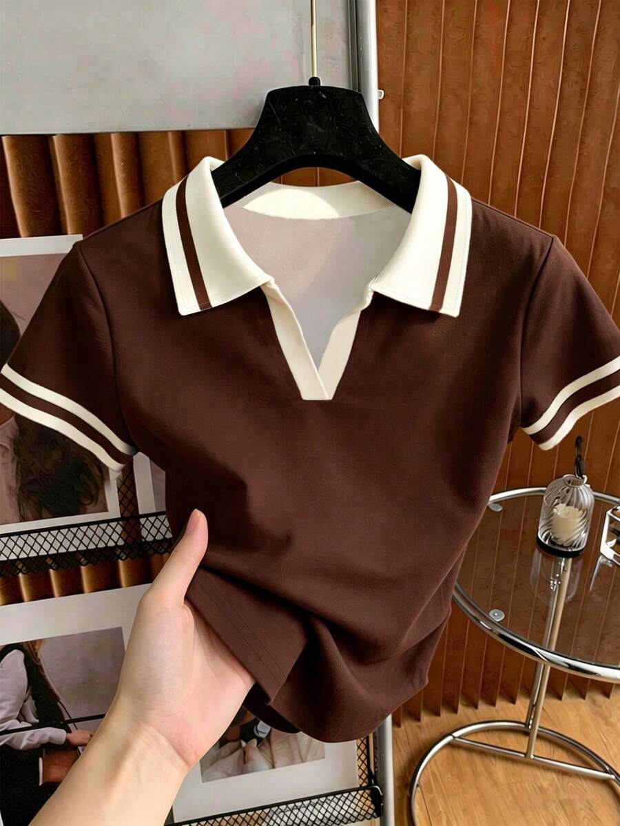 女款大尺碼 Polo 上衣,夏季新款,修身顯腰線,棕色、卡其色,時尚百搭,戶外休閒,大尺碼女款顯腰線 PL 無鈕扣 T 恤 - 灰色 - 查看 1