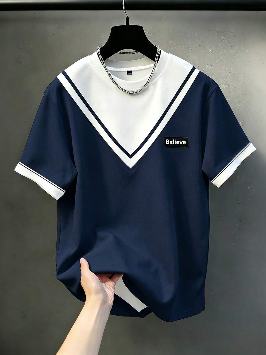 Manfinity Homme 男士休閒舒適上衣 大尺碼男士時尚T恤 優雅百搭男士上衣套裝 - 藍白色 - 查看 1