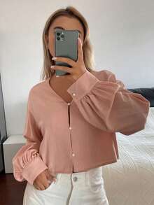 DAZY Blus Wanita Warna Polos Model Pas Badan, Kerah V Pendek, Kancing Mutiara, Lengan Panjang, Kasual, Elegan untuk Liburan Musim Semi dan Gugur - Berwarna merah muda - View 2