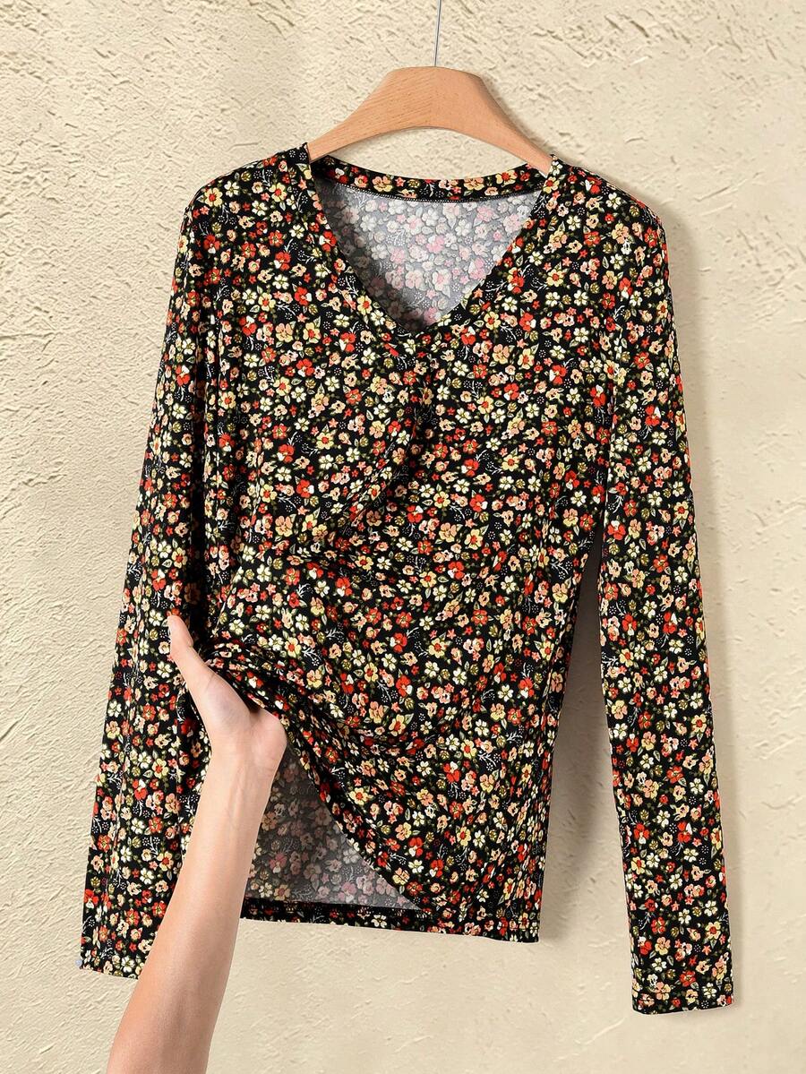 Rusticease Women's Casual Ditsy Floral T-Shirt, Autumn - Multicolor - View 1