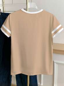 SHEIN Camiseta de manga corta con cuello redondo y bloques de color para mujer de talla grande - Caqui - Ver 2