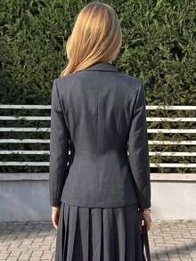 MainGRL Setelan Kerja Wanita Minimalis: Jaket Lengan Panjang Berkancing dan Rok Midi Lipit Warna Polos untuk Kantor - Grey - View 4