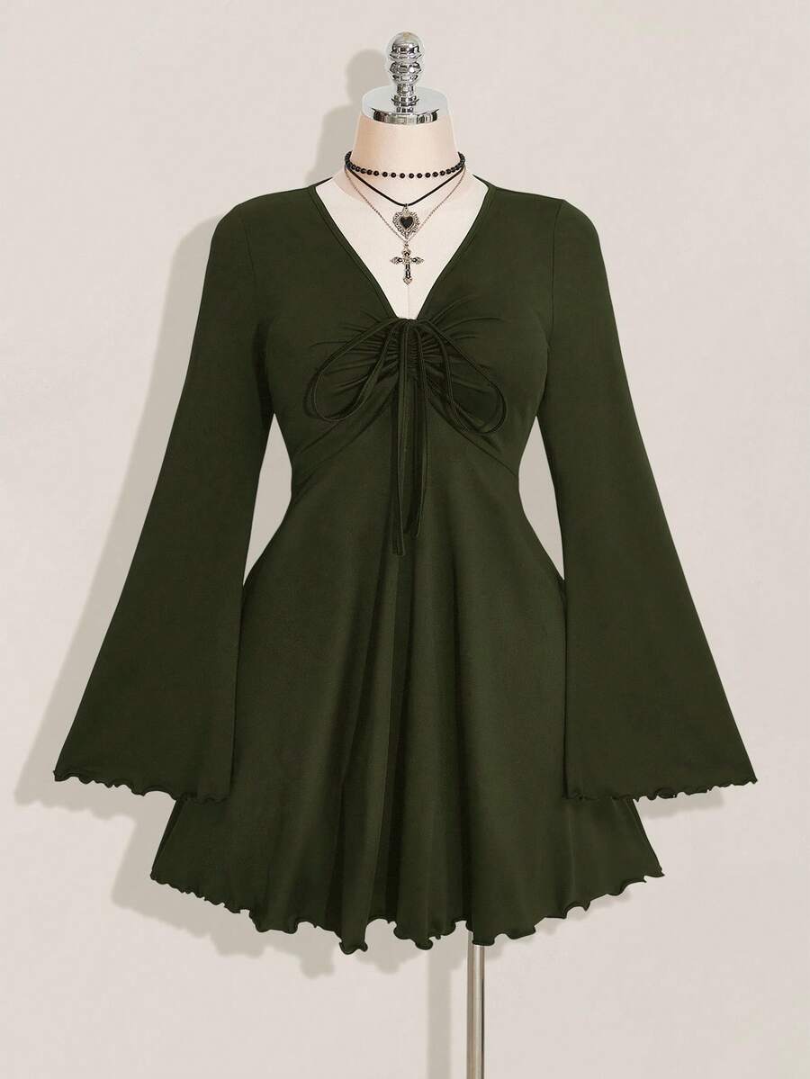 SHEIN ICON 女款大尺碼性感辣妹復古Y2K抓皺胸部喇叭袖黑色洋裝 秋季 - 軍綠色 - 查看 1