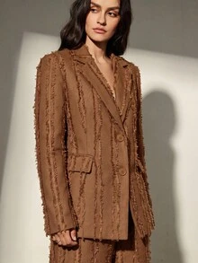 Aveloria Modichic 女款紋理毛邊垂直條紋流蘇極簡廓形西裝外套與寬腿褲套裝 - 黃色 - 查看 4
