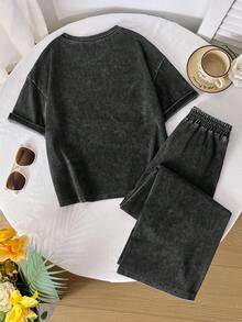 SHEIN Tween Girl Round Neck Short Sleeve T-Shirt And Pocket Long Pants Denim Set - Black - View 2