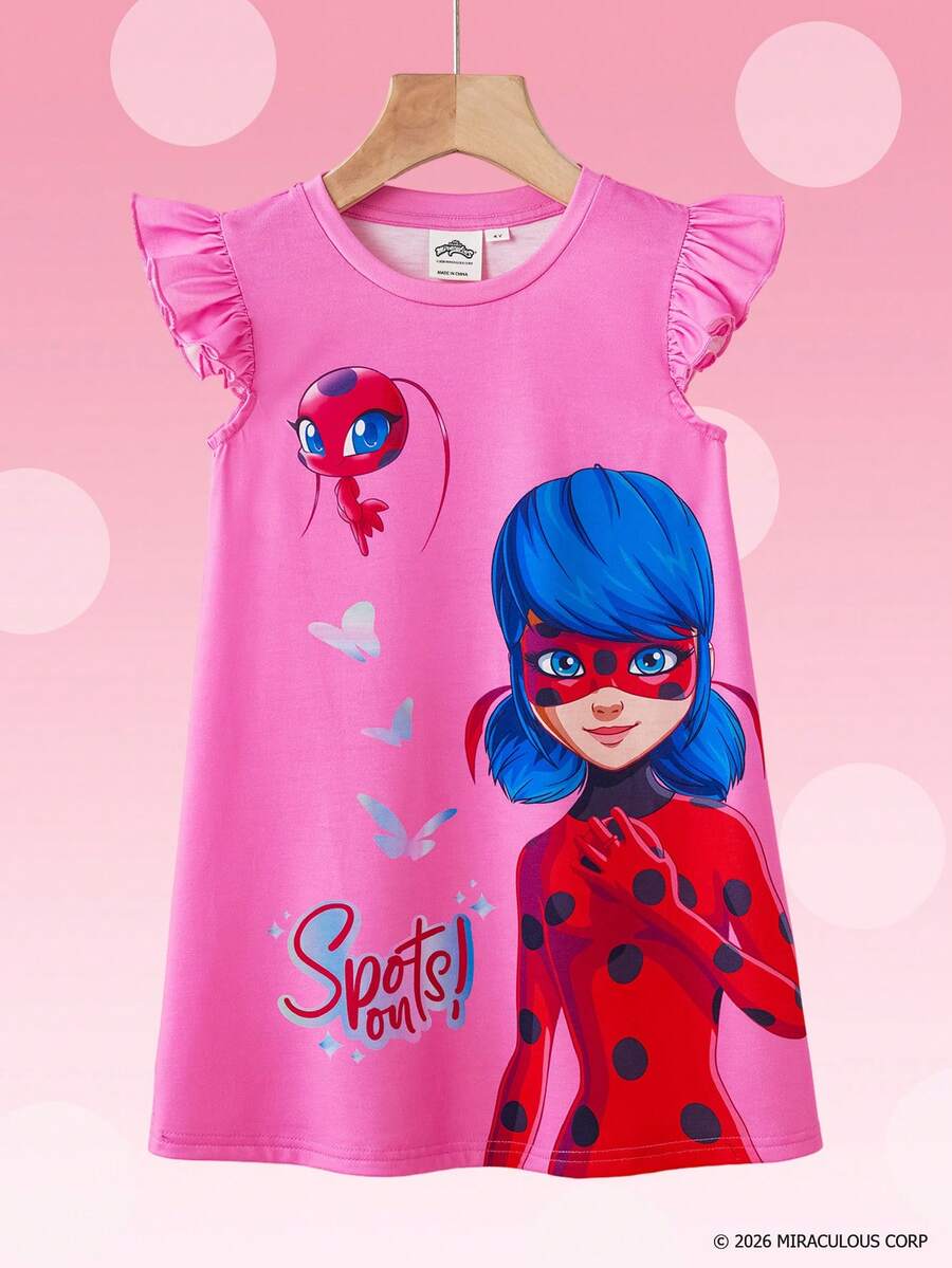 Miraculous Ladybug X SHEIN Vestido de verano para niñas con cuello redondo, volantes y estampado de dibujos animados lindo - Rosa - Ver 1