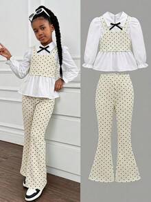 Elladie kids 2件組少女極簡通勤風波點套裝，上衣採一體式2合1結構襯衫，小翻領、收口袖，領口飾細黑蝴蝶結，外層波點短版細肩帶背心，搭配同布料喇叭長褲，俐落修身，微薄，適合校園、日常穿著、逛街、公園穿搭 - 杏色 - 查看 4