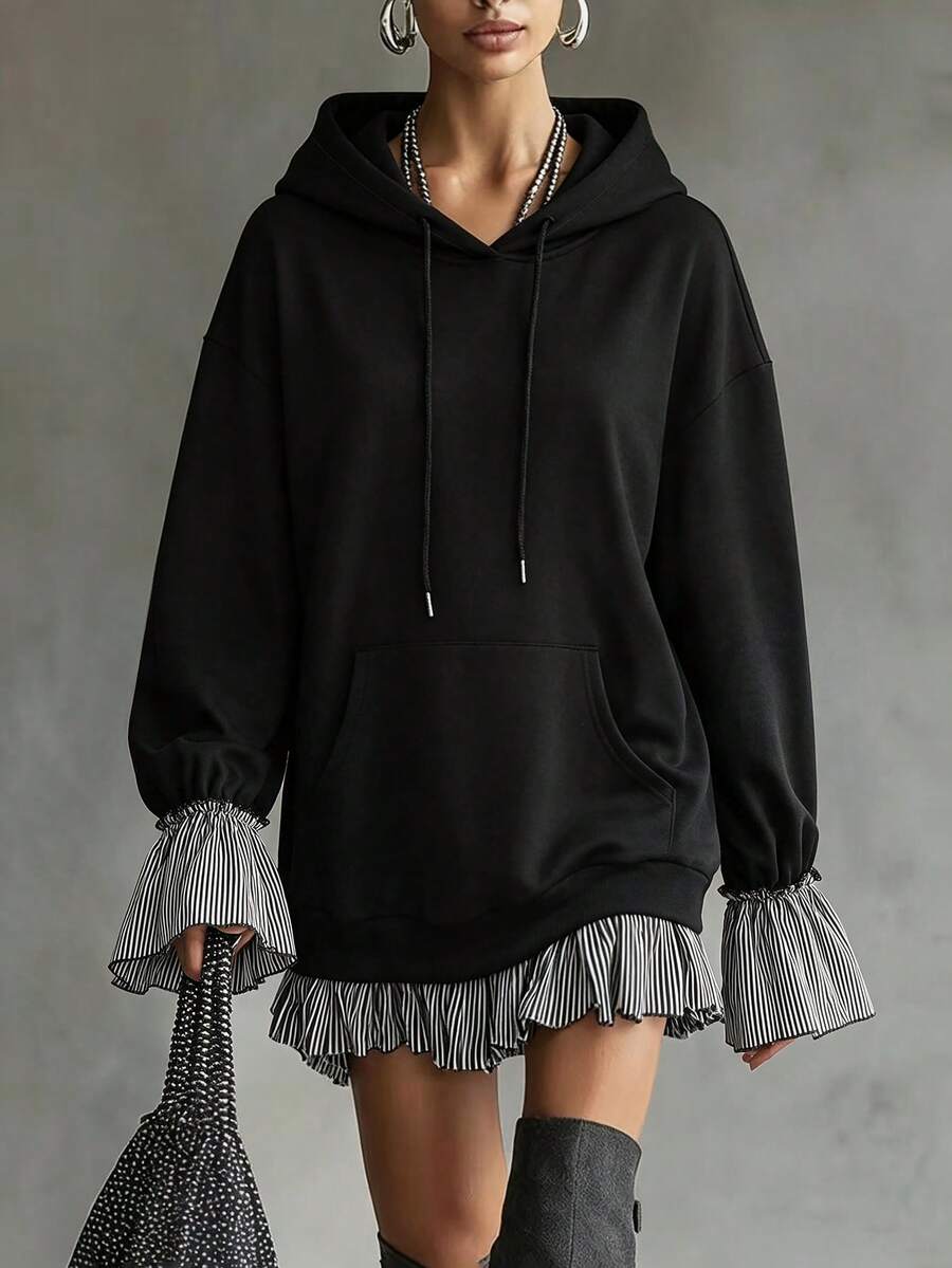 LUMIGAL Gaun Sweatshirt Wanita Hitam Bergaris Patchwork dengan Hiasan Ruffle di Bagian Bawah dan Tali Serut - Hitam - View 1