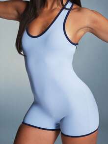 11SKNDS Jumpsuit Pendek Racerback dengan Desain Potongan Punggung Terbuka, Trim Kontras Biru Tua, Leher Bulat, Jumpsuit Romper Satu Potong dengan Bahan Menyerap Keringat & Elastis, Untuk Latihan Gym, Kebugaran, Yoga, Pilates, Studio, Lari, Pelatihan & Hy-Rox - MultiWarna - View 4