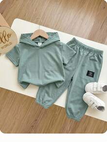 SHEIN Baby Boy/Girl Sage Green Striped Contrast Color Hooded Sleeveless Top,Elastic Waist Pants 2-Piece Set,Summer Casual Vacation Collegiate Style Outfit - Multicolor - View 1