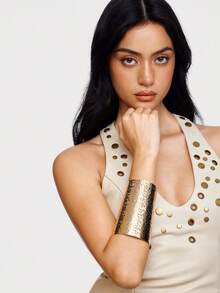 Kryxie 1 Piece Of Retro Style Oversized Shiny Hammer Patterned Metal Wide Cuff Bracelet, Women's Personalized And Exaggerated Style Armband - Hammered Large Bracelet - View 6
