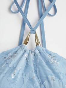 SHEIN Glamour 女士绿色纹理刺绣露背不对称下摆迷你连衣裙，绿色连衣裙，性感度假约会情人节派对短裙 - 淺藍色 - 查看 4