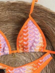 Costavie Swim Basics 2件組春夏海灘度假紋理布料金色太陽飾品掛脖三角比基尼上衣與高衩泳褲性感比基尼套裝女款 - 彩色 - 查看 4