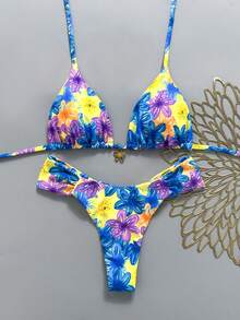 Swim Mod 2件組 春夏度假隨機印花櫻桃飾品掛脖三角杯比基尼上衣與比基尼褲 女款性感泳衣套裝 - 彩色 - 查看 4