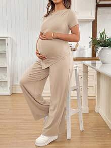 SHEIN 孕婦純色不對稱下擺不對稱領上衣與可調腰長褲兩件套 - 卡其色 - 查看 7