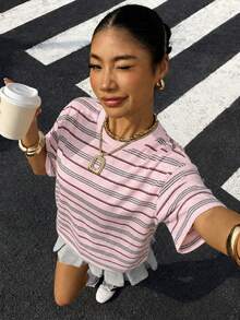 Muchica 女款寬鬆大尺寸休閒簡約圖案圓領短袖超寬版型T恤 - 粉色 - 查看 5