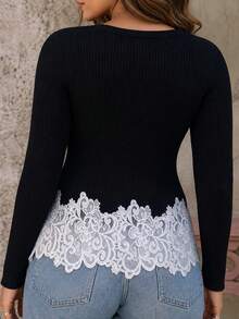 SHEIN LUNE CURVE Minimalist Black & Complex White Lace Hem Design Plus Size Women's Pullover Sweater - Black - View 2