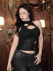 SHEIN X YERIMUA Grunge Punk ROMWE X Isabelle Nguyen 春夏性感修身純色鏤空無袖圓領針織背心 - 黑色 - 查看 4