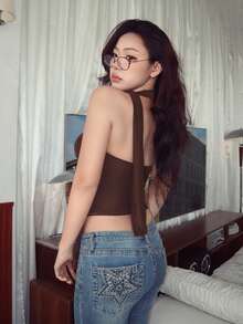 J-Fashion ROMWE X Isabelle Nguyen 春夏情人節女款時尚純色抓皺平口上衣 - 棕色 - 查看 2