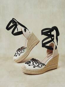 Styleloop 女款黑色波希米亞度假風刺繡鏤空綁帶楔跟厚底鞋 - 黑與白 - 查看 3