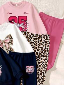 SHEIN 隨機發送 1 套，少女極簡休閒數字與字母印花圓領衛衣搭配同款圖案印花修身長褲套裝，以及豹紋蝴蝶結印花圓領衛衣搭配同款豹紋修身長褲套裝，適合秋冬日常穿著 - 彩色 - 查看 6