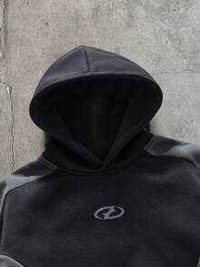 AXEPEAK 男士針織時尚休閒青年款寬鬆配色拼接運動學院風長袖連帽衫 - 黑色 - 查看 5