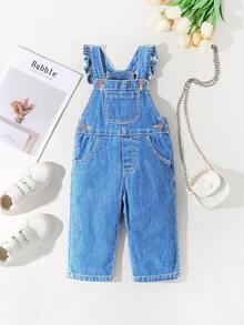 SHEIN Playful Pals 女嬰牛仔吊帶褲，四季休閒可愛風，中藍色牛仔布，可調節肩帶搭配水洗前胸口袋設計，寬鬆直筒褲腿，舒適柔軟優質棉牛仔面料，適合日常穿著、上學、外出與聚會，春/夏 - 淺色水洗藍 - 查看 6