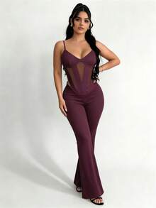 Eryvara Jumpsuit Wanita Seksi Kasual dengan Detail Jala Berongga dan Patchwork, Tali Bahu Tipis, dan Potongan Kaki Mengembang. - Burgundy - View 5