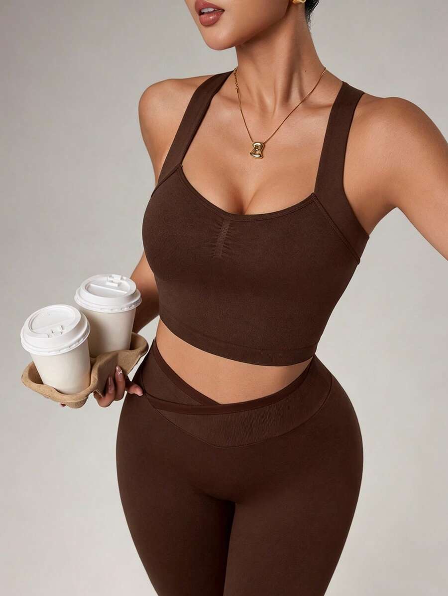 SHEIN Dewbera 1套棕色同色系無縫運動套裝，無袖露背，柔軟舒適貼身，適合健身、跑步、休閒、瑜珈