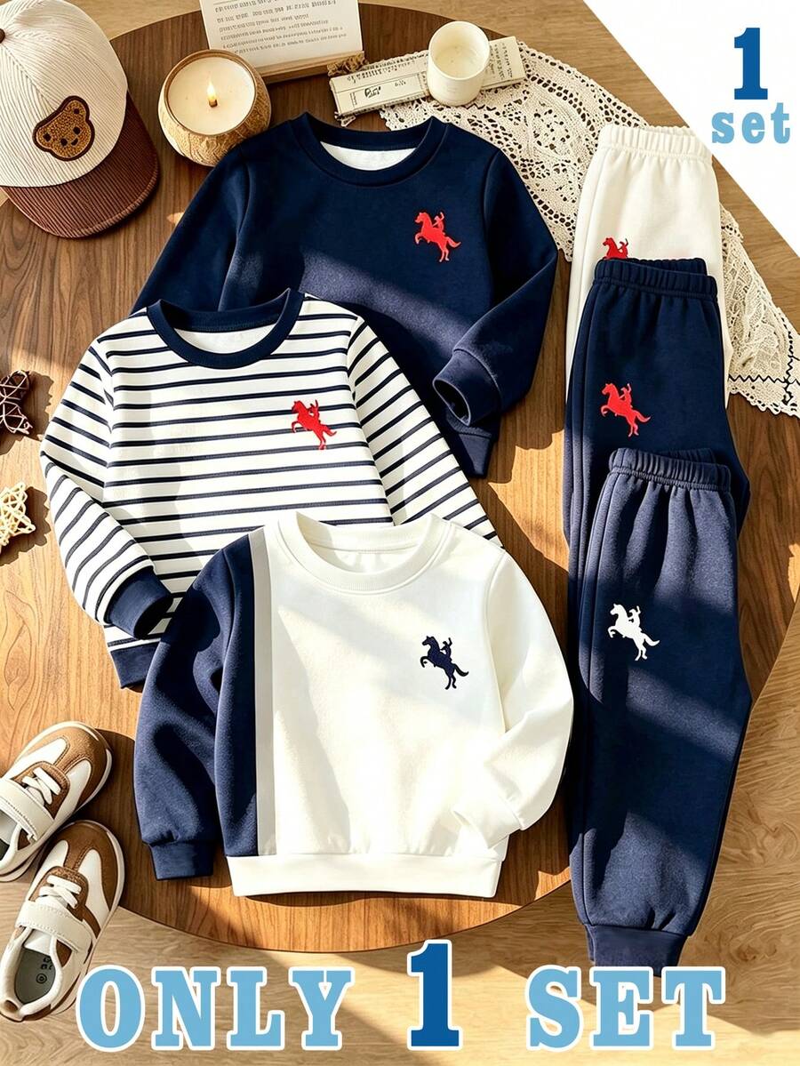 SHEIN 隨機3套得1套 加厚抓絨運動衫套裝 皇家藍拼色 皇家藍童裝休閒時尚經典騎士印花圓領運動衫與運動長褲套裝 - 彩色 - 查看 1