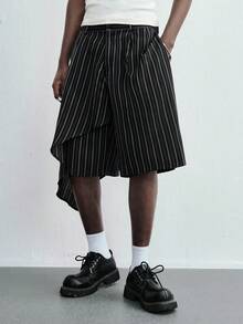ROMWE MEN Street Life Celana Pendek Asimetris Model Apron Terstruktur untuk Pria - Hitam - View 7
